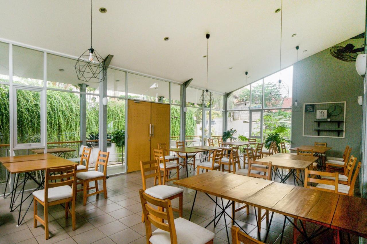 Oyo Life 3204 Beverly Park Bandung Exterior foto